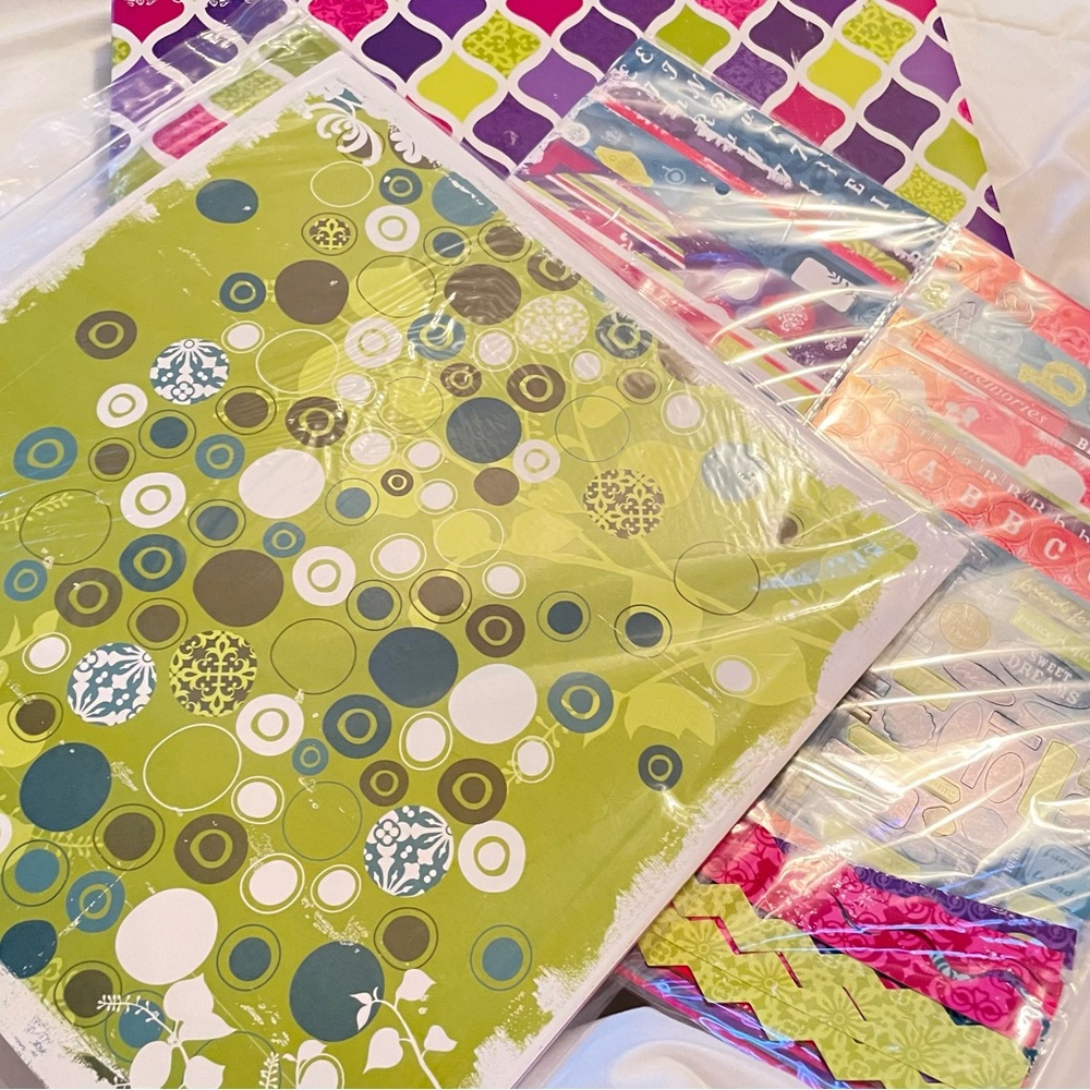 XL SCRAPBOOK+ complete scrap set vintage style appearance w/hundreds of pieces! - Picture 3 of 16
